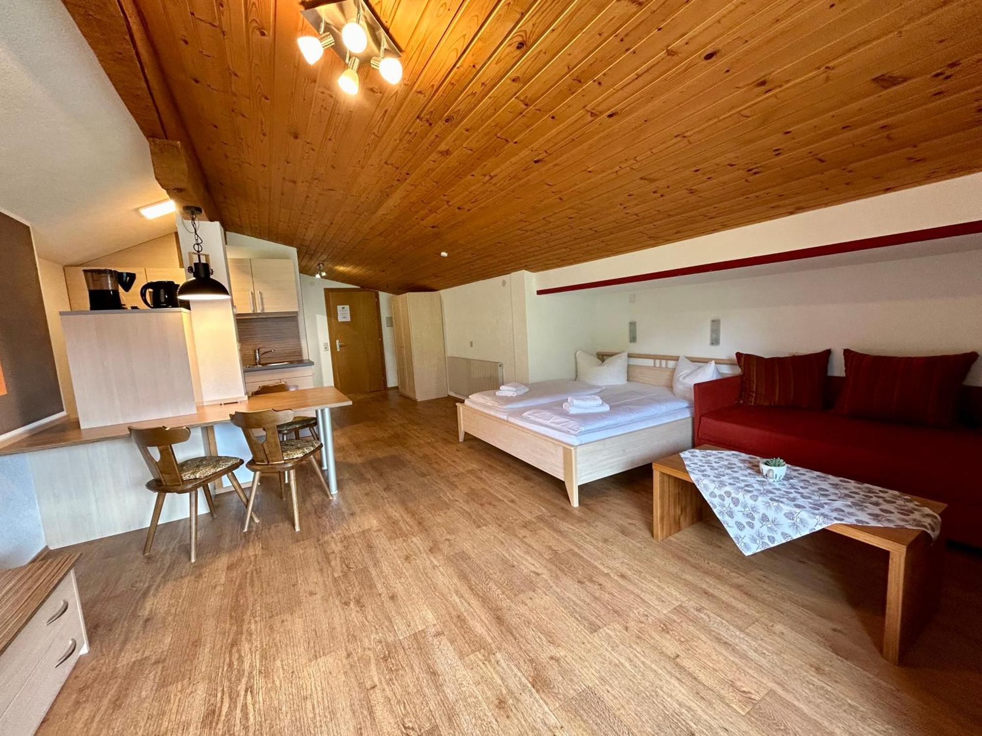Appartementhaus Michaela Bach (Tyrol)